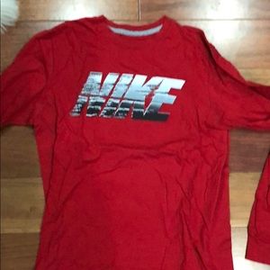 Nike long sleeve shirt
